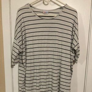 Large LuLaRoe Irma black and white
